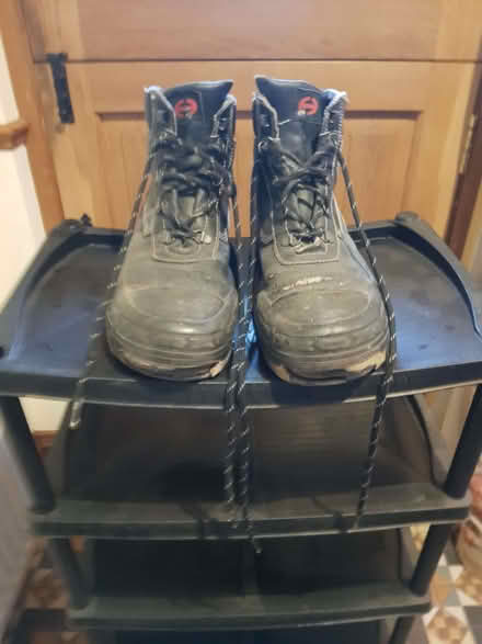 Photo of free Safety boots (Haslucks Green B90) #4