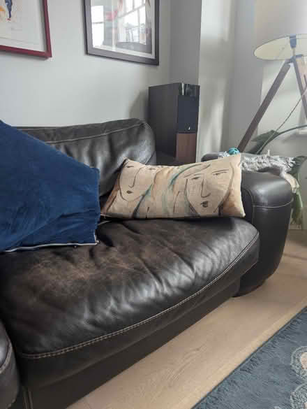 Photo of free sofa (NW3 Hampstead) #4