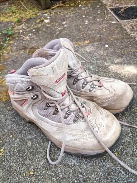 Photo of free Walking boots hi-tech size 8, 42 (Brampton CA8) #1