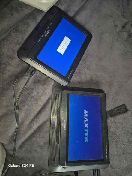 Photo of free Car double dvd player (Bilbrook WV8) #2