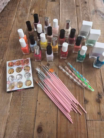 Photo of free Nail polish, nail art (M45 Whitefield) #1