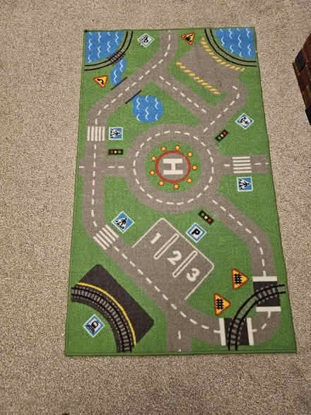 Photo of free Childrens play rug (Maidenhead SL6) #1