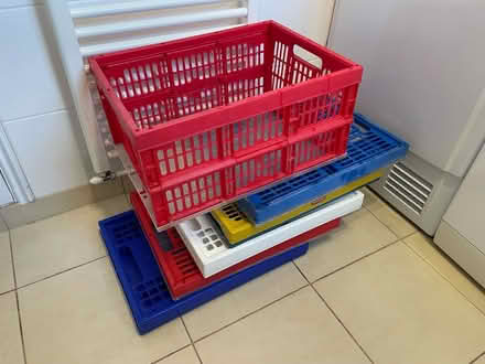 Photo of free 6 Curver plastic containers (Wimbledon Park SW19) #1