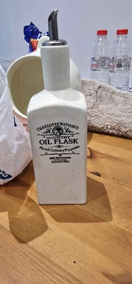 Photo of free Oil flask and salt keeper (HU8 james reckitt) #1