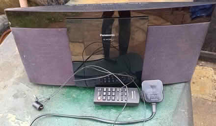 Photo of free FM Panasonic SC-HC200 Music Centre (Rode) #1