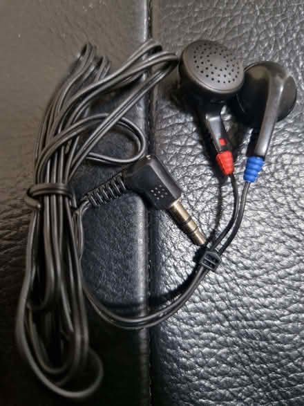 Photo of free Earphones (Madley Park OX28) #1
