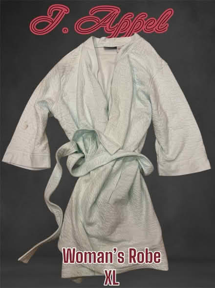 Photo of free I Appel Woman’s Robe (Brooklyn Storage) #1