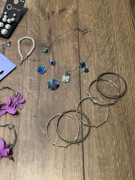 Photo of free Costume Jewellery (DA11) #1