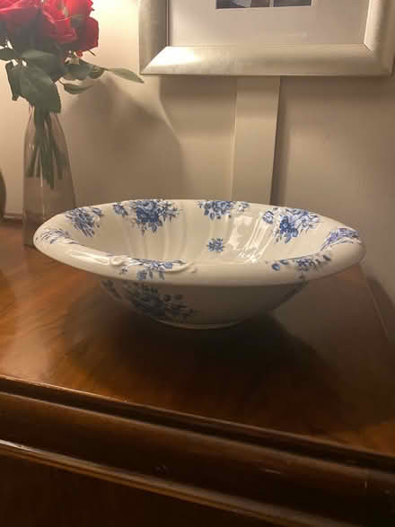 Photo of free Big blue antique bowl (BT9) #1