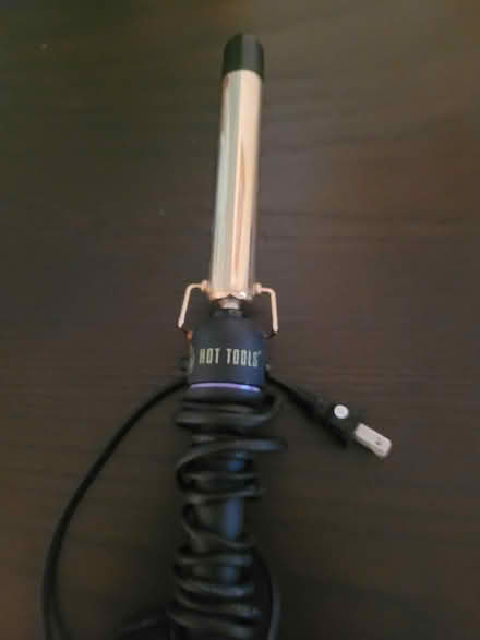 Photo of free 1" Curling Iron (Upper East Side) #1
