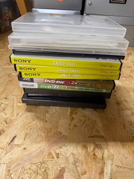 Photo of free DVD cases (Aspley NG8) #1