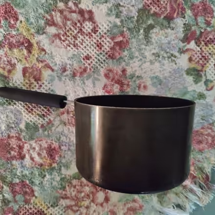 Photo of 3 QT non-stick pot (Victory Heights, North Seattle) #1