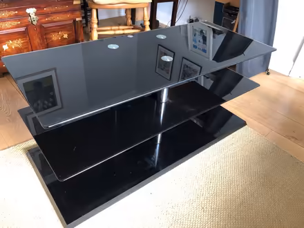 Photo of free Tv stand (Guildford) #3