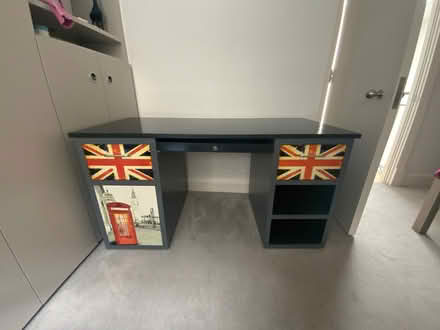 Photo of free Desk Industrial Flag design (Fitzrovia W1W) #2