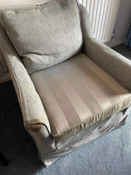 Photo of free sofa and 2 chairs (BR5) #3
