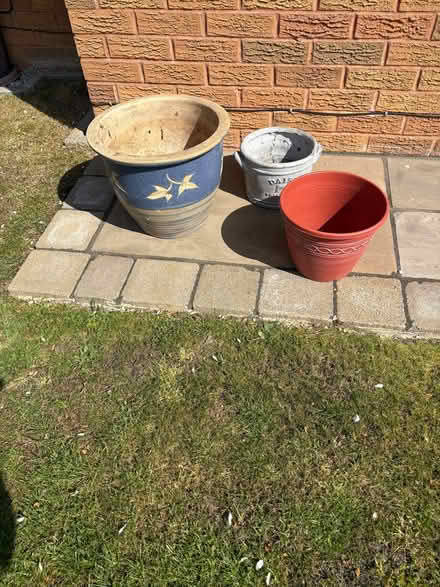 Photo of free Planters - 2 ceramic and 1 plastic. (Saltcotes FY8) #1