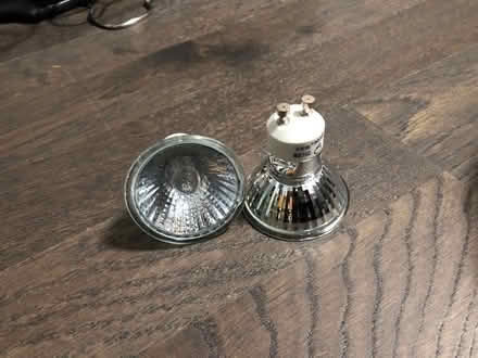 Photo of free 2 pot light bulbs (North York) #1