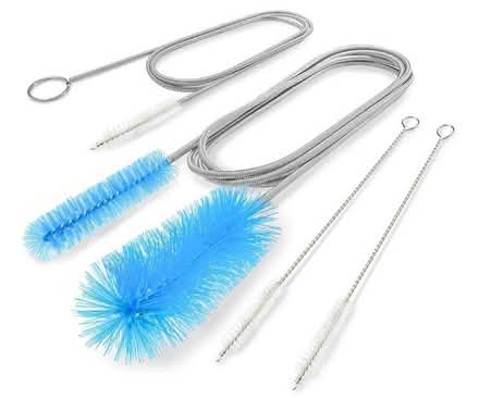 Photo of long, thin, flexible brush (Britannia) #1