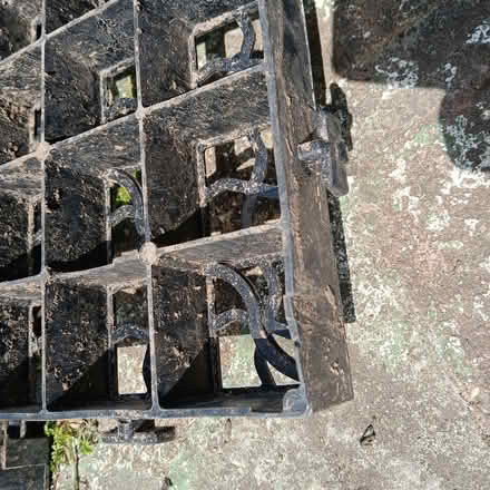Photo of free Plastic paving gravel grids (Drayton PO6) #3