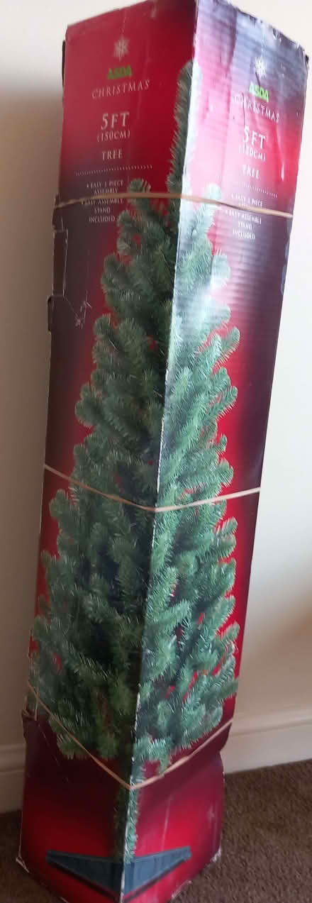 Photo of free Christmas Tree 5ft - Artificial boxed (Erith DA8) #1