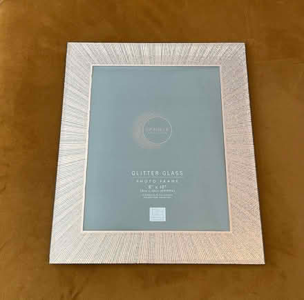 Photo of free Picture Frame (AB51) #1