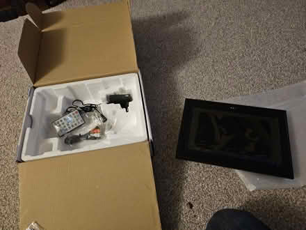 Photo of free Digital photo frame (Maidenhead SL6) #2