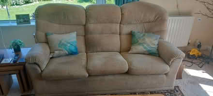 Photo of free Suite (Tq46nj) #1