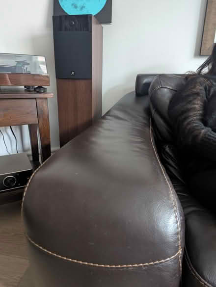 Photo of free sofa (NW3 Hampstead) #3