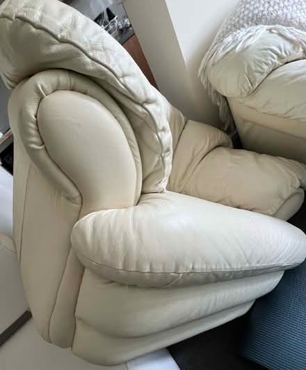 Photo of free Cream Leather Armchair (CT7) #2