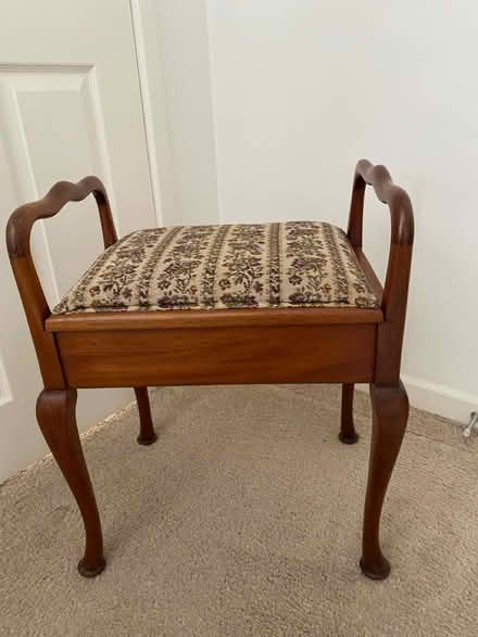 Photo of free Piano stool (Clevedon BS21) #2