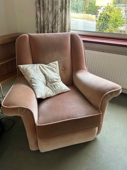 Photo of free Pair of armchairs (Halton LA2) #1