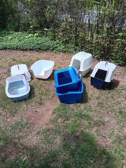 Photo of free Cat litter boxes (W Main Street, Waynesboro) #1