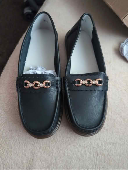 Photo of free Shoes (Bankfoot BD5) #1