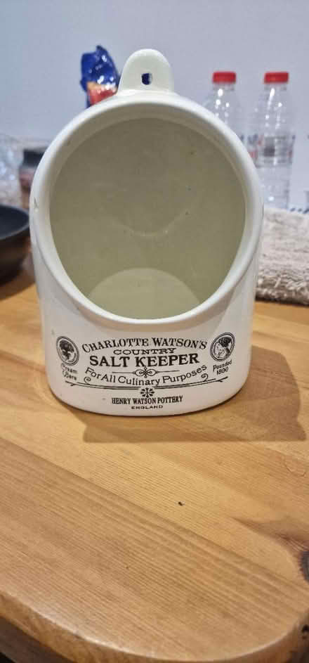 Photo of free Oil flask and salt keeper (HU8 james reckitt) #2