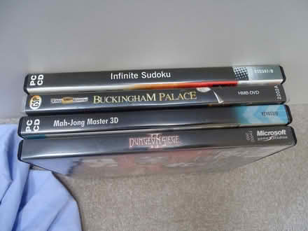 Photo of free 4x PC CD games including Mah-jong, Dungeon siege 2 etc (Tolworth KT5) #2