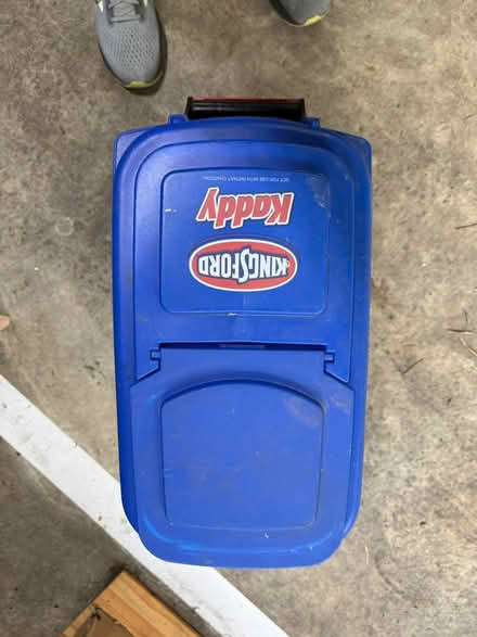 Photo of free Grill charcoal caddy (Silver Spring, Forest Glen NPS) #2