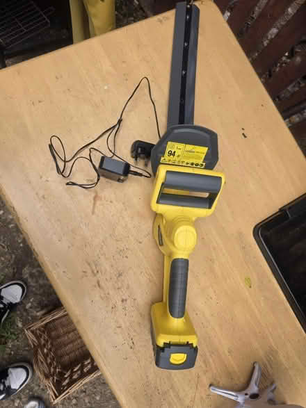 Photo of free Hedge Trimmer (DE24) #1