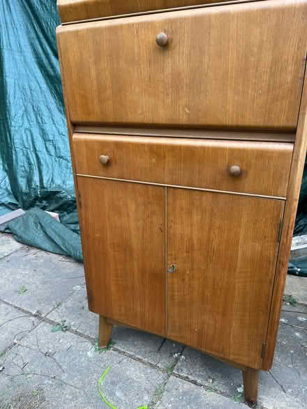 Photo of free Vintage, mirrored drinks cabinet (Cheylesmore CV3) #2