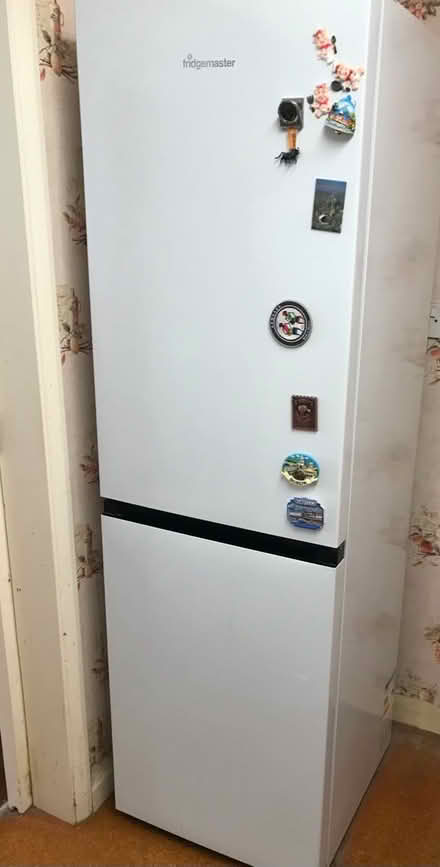 Photo of free Fridge/Freezer (Croydon CR0) #1