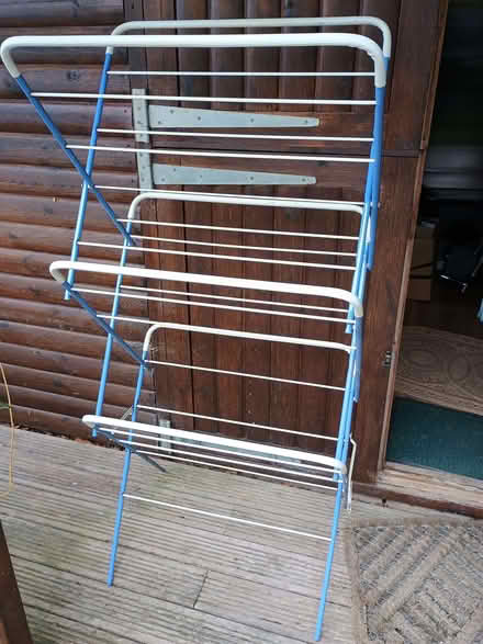 Photo of free clothes rack (Owlbury SY9) #1