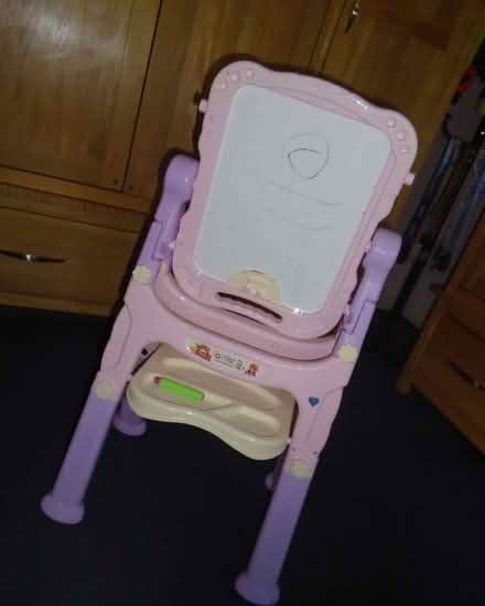 Photo of free Child's Easel (Purley CR2) #2