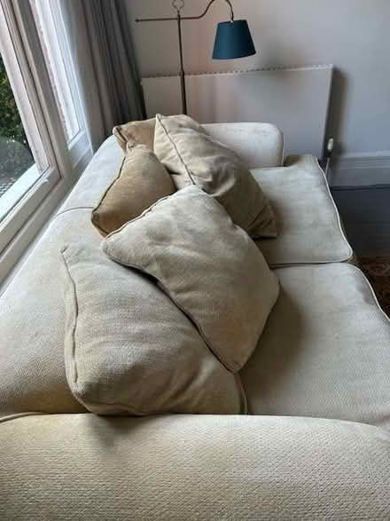 Photo of free Sofa (Barnes SW13) #3