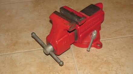Photo of free Craftsman vice (Feasterville) #1
