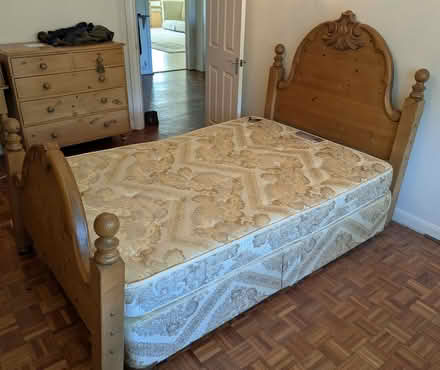 Photo of free 4'6" divan and frame (Bedmond WD4) #1