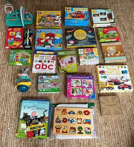 Photo of free Box of puzzles, games, toys (Wandsworth SW18) #1