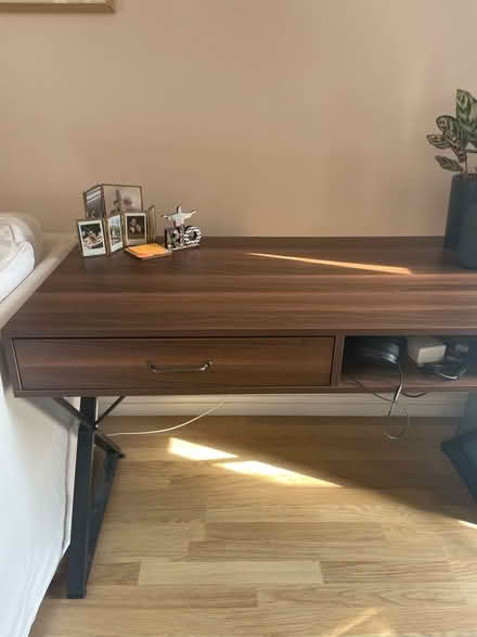Photo of free Habitat desk (Clapton E5) #2