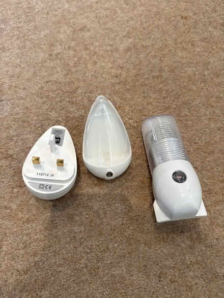 Photo of free 3 plug in nightlights (Madley Park OX28) #1