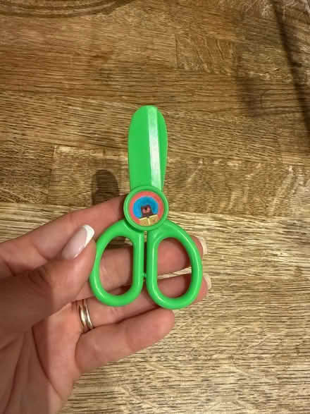 Photo of free Kids scissors (Newbury Park IG2) #1
