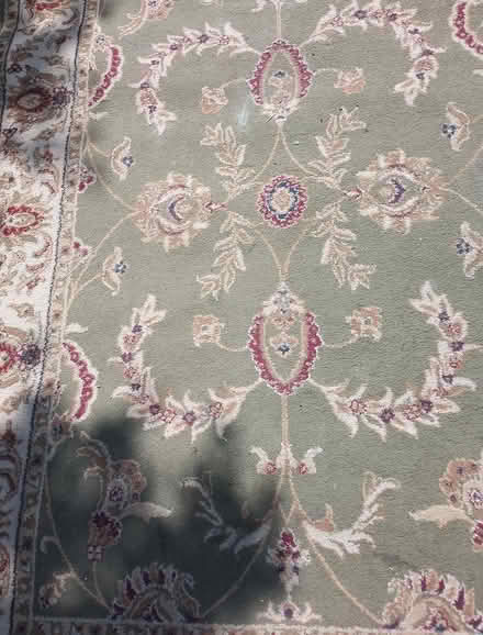 Photo of free Large rug (Havant) #1