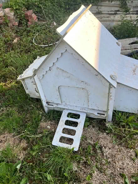 Photo of free Chicken coop (Breadstone GL13) #3